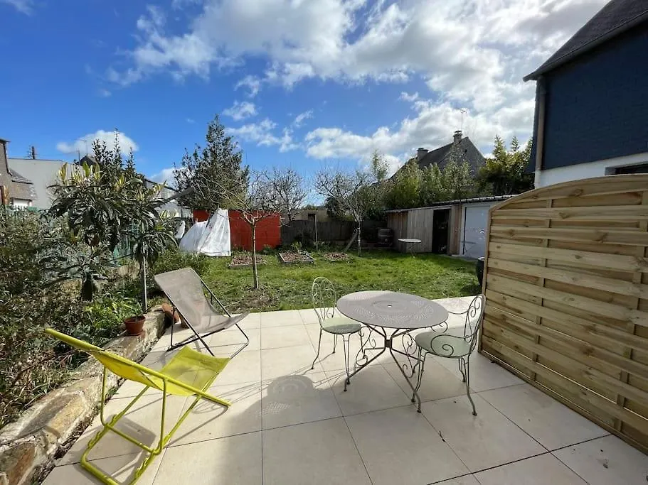 Studio Au Calme Avec Jardin Et Stationnement Vannes