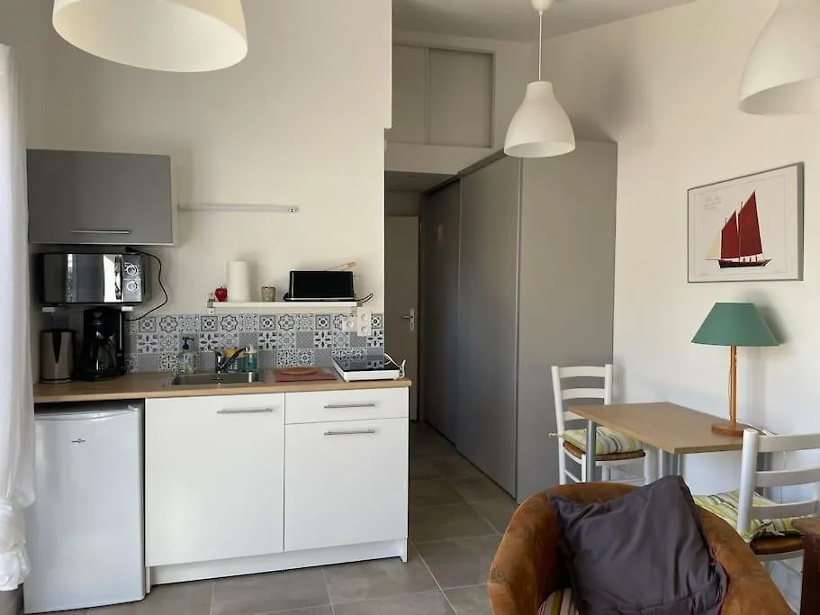 Apartment Studio Au Calme Avec Jardin Et Stationnement Vannes