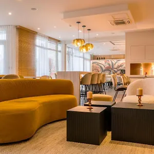 Kyriad Prestige Centre-palais Des Arts Hotel